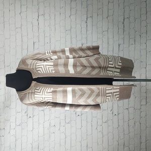 New York and Company Size M Open Front Coatigan
